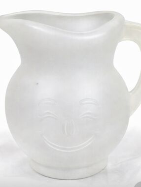 Vintage Frosted Smiley Face Plastic Pitcher Retro Kitchen Decor 2 Quart